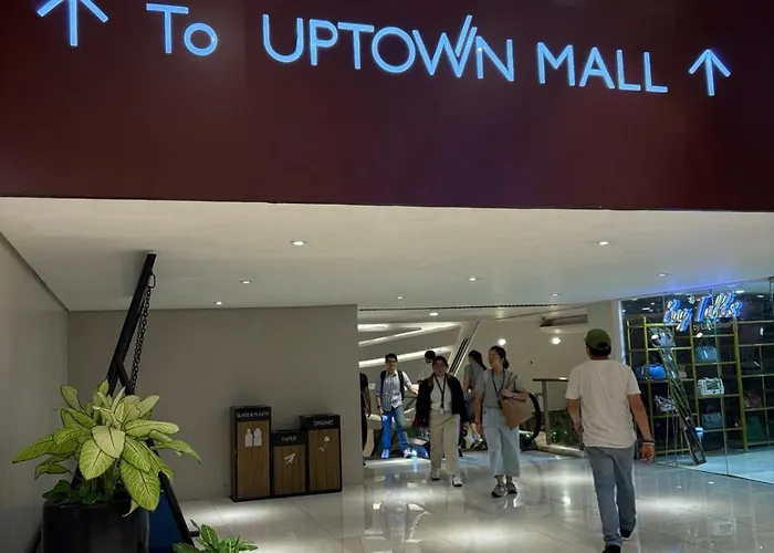 Japandi Haven With Uptown Mall Fountain View One Uptown Bgc Apartment