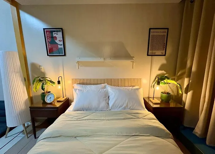 Japandi Haven With Uptown Mall Fountain View One Uptown Bgc Apartment